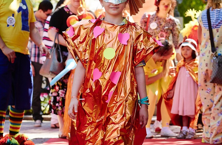 В саду "Эрмитаж" прошел семейный фестиваль "Рыжий" 14 фото