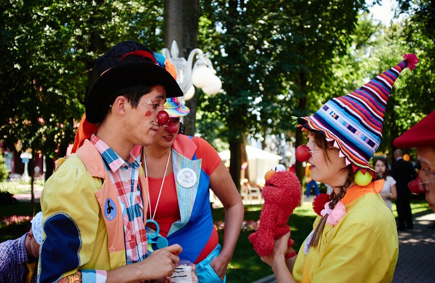 В саду "Эрмитаж" прошел семейный фестиваль "Рыжий" 6 фото