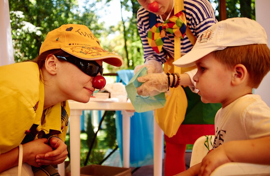 В саду "Эрмитаж" прошел семейный фестиваль "Рыжий" 12 фото