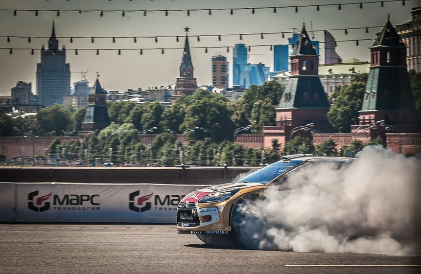 В столице провели автошоу Moscow City Racing 2014 20 фото