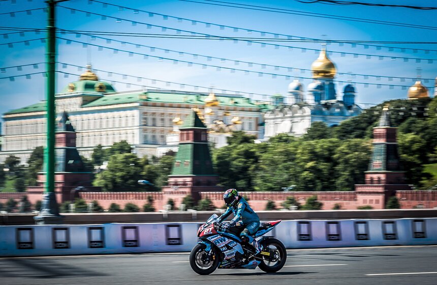 В столице провели автошоу Moscow City Racing 2014 16 фото