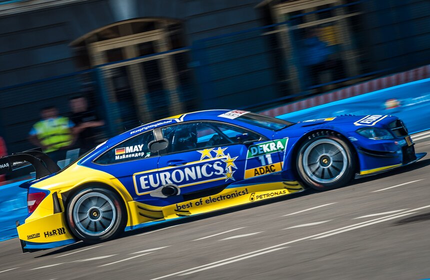 В столице провели автошоу Moscow City Racing 2014 10 фото