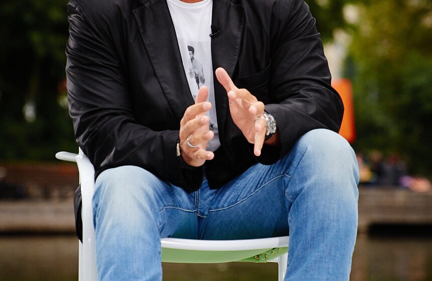 В парке Горького работает выездная студия телеканала "Москва 24" 16 фото