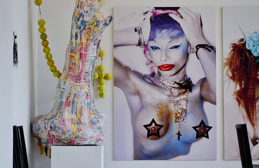 В Москве открылась выставка, посвященная любви и жизни 8 фото