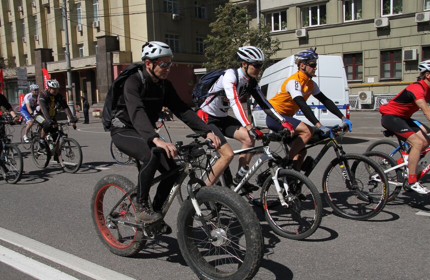 В столице прошел Третий ежегодный Московский велопарад 20 фото