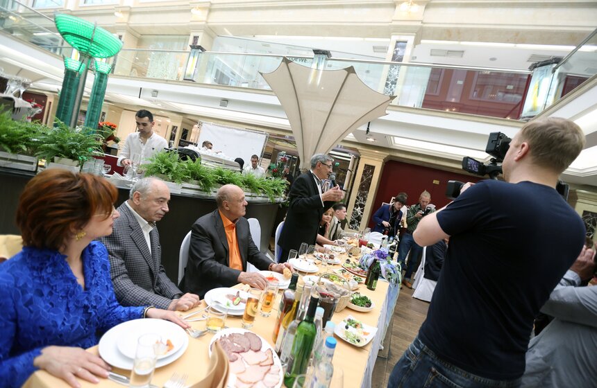 В Москве отпраздновали 65-летие Александра Панкратова-Черного 6 фото