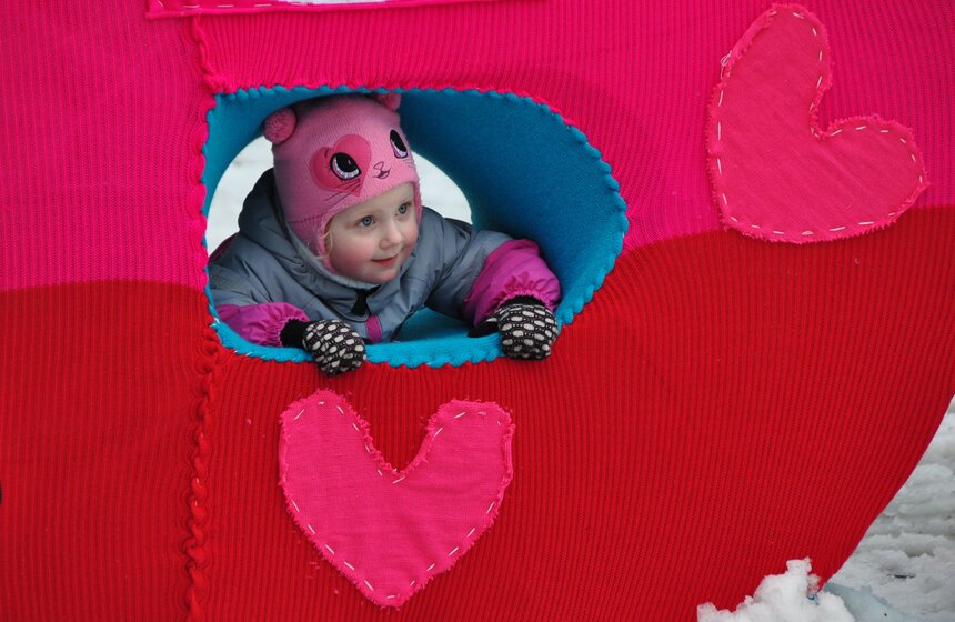 В парке "Кузьминки" появилась аллея "теплых" сердец 1 фото