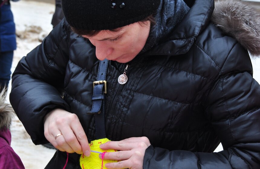 В парке "Кузьминки" появилась аллея "теплых" сердец 13 фото