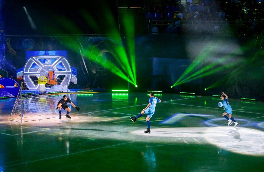 В Москве прошел турнир по фигурному катанию "Русский вызов" 16 фото