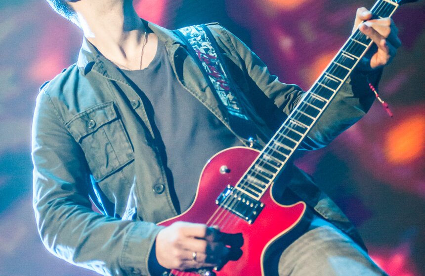 Лучшим рок-музыкантам вручили премию "Чартова дюжина" 5 фото