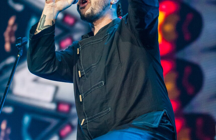 Лучшим рок-музыкантам вручили премию "Чартова дюжина" 8 фото