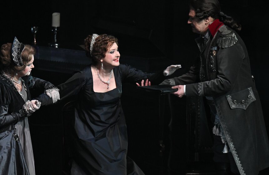 Премьера спектакля "Павел I" состоялась в театре имени Вахтангова 21 фото