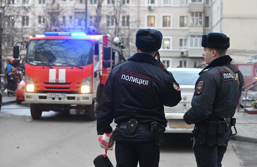 Пожар произошел в жилом доме в центре Москвы 10 фото