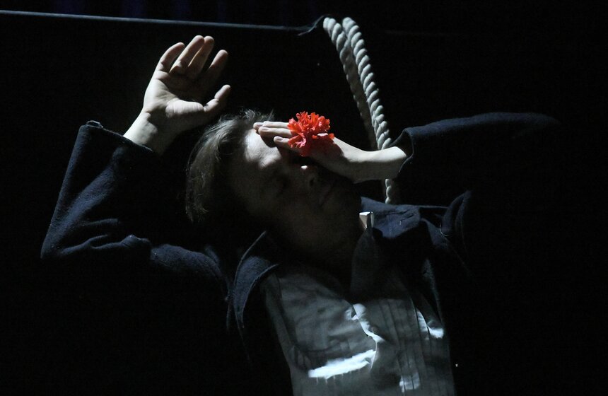 Премьера спектакля "Сорок первый" состоялась в Московском Губернском театре 23 фото