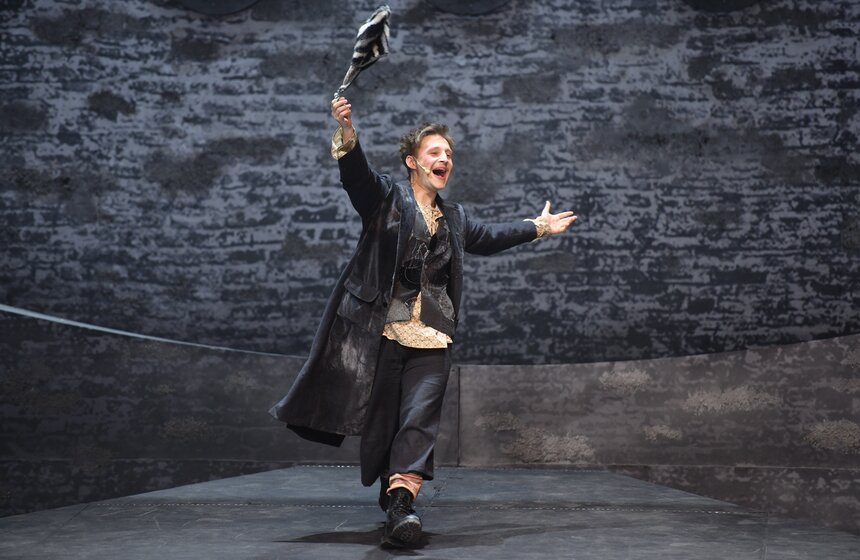 В Театре Российской армии состоялся показ премьерного спектакля "Король Лир" 17 фото