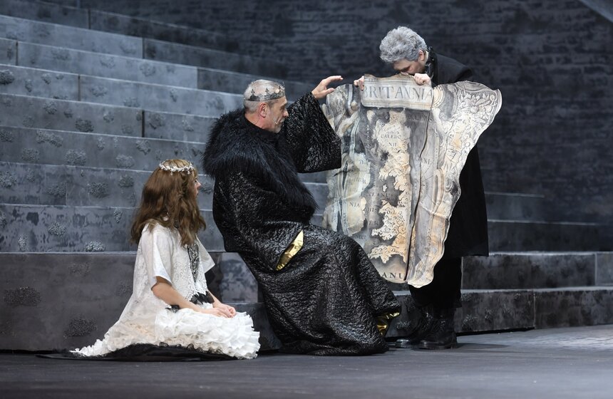 В Театре Российской армии состоялся показ премьерного спектакля "Король Лир" 4 фото