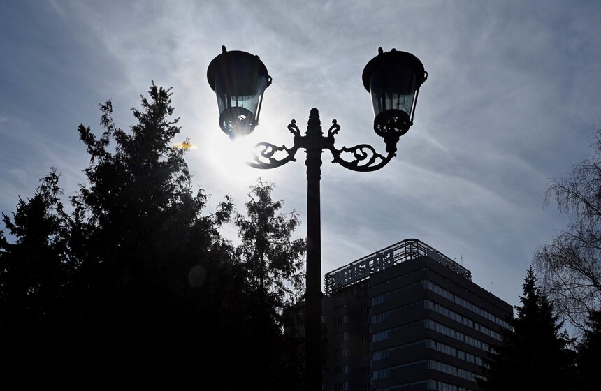 В Москве провели обслуживание газовых фонарей в рамках месячника весеннего благоустройства 14 фото