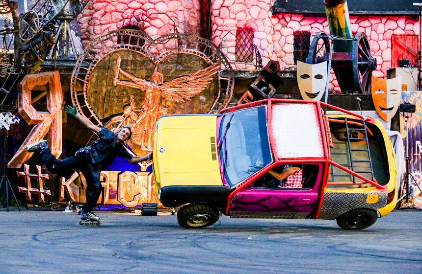 Фестиваль уличных театров "Вселенский карнавал огня" состоялся в Москве 13 фото