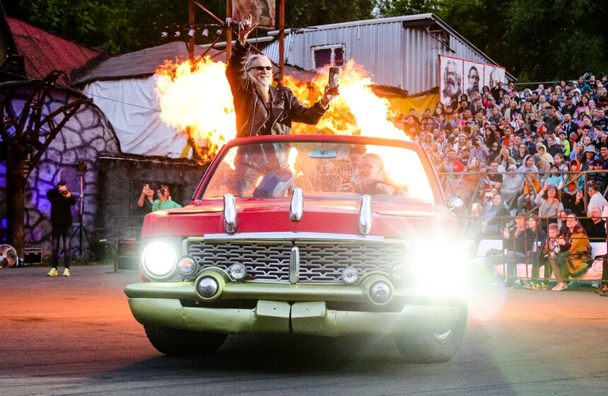Фестиваль уличных театров "Вселенский карнавал огня" состоялся в Москве 6 фото