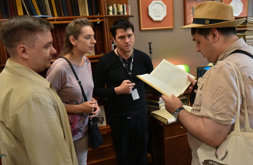 Мероприятие "Камера обскура" состоялось в РГБМ в рамках акции "Библионочь–2023" 8 фото