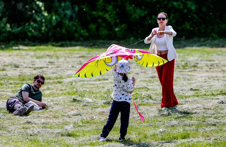 Фестиваль воздушных змеев "Пестрое небо" прошел в столице 2 фото