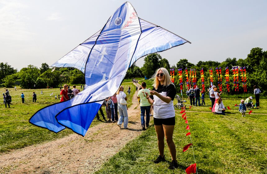 Фестиваль воздушных змеев "Пестрое небо" прошел в столице 21 фото