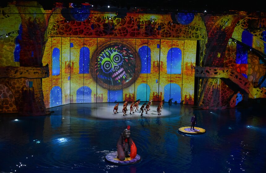 Мюзикл на воде "Буря. Остров волшебства" показали в "Москвариуме" 16 фото