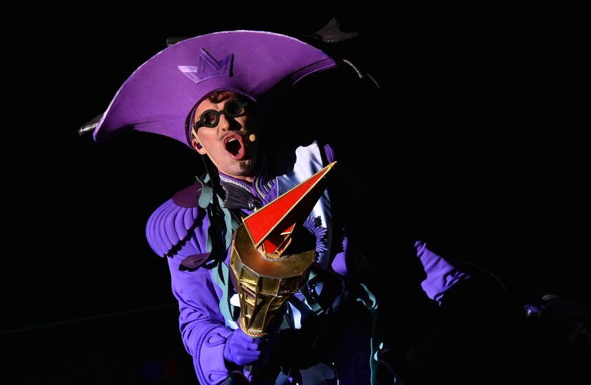 Мюзикл на воде "Буря. Остров волшебства" показали в "Москвариуме" 6 фото