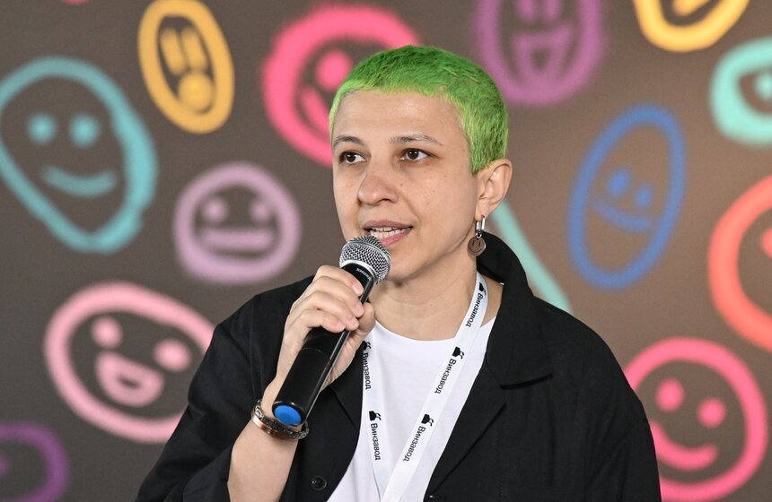 Биеннале уличного искусства "Артмоссфера" открылась на Винзаводе в столице 8 фото