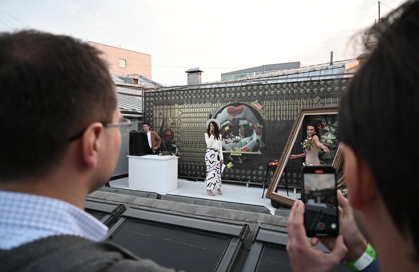 Выставка "Живые портреты Джузеппе Арчимбольдо" завершится в столице 30 сентября 17 фото