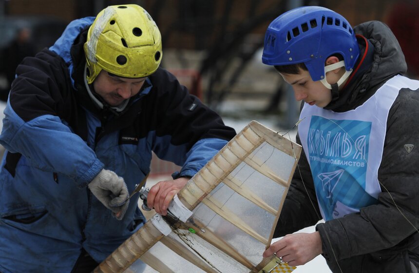 В парке "Кузьминки" прошли соревнования авиамоделистов 3 фото