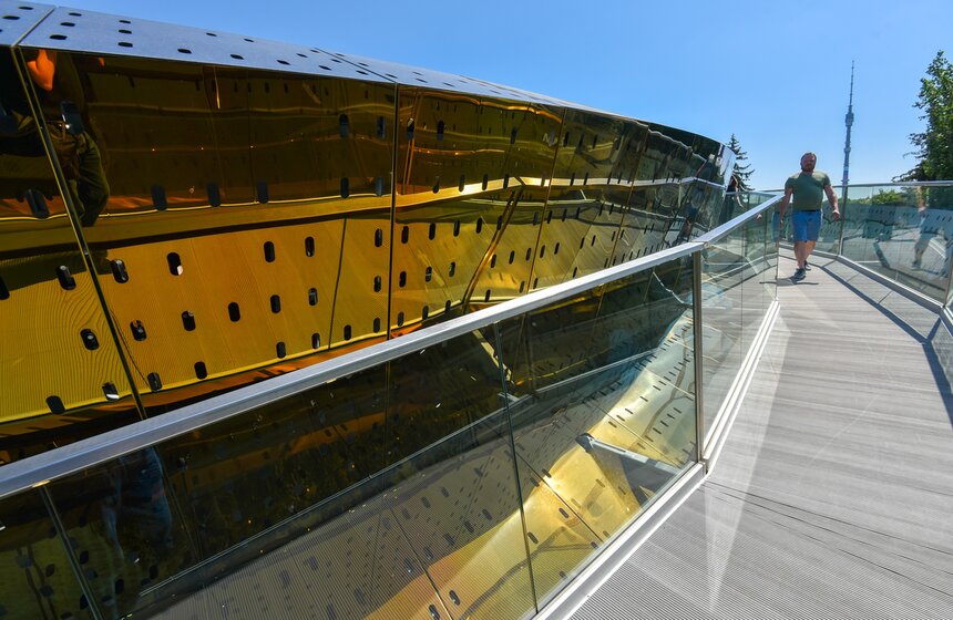 Аттракцион "Лента Мебиуса" открылся на ВДНХ 9 фото