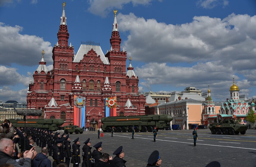 Парад в честь 78-й годовщины Победы завершился в Москве 35 фото