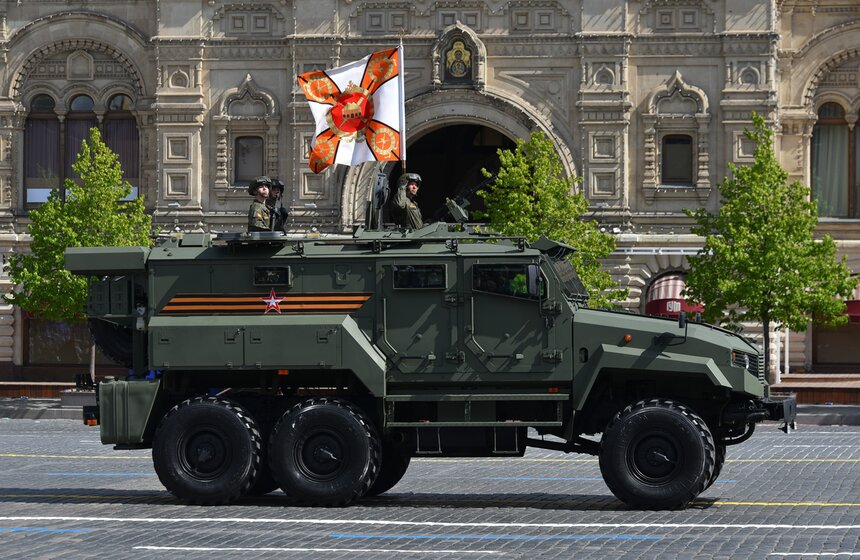 Парад в честь 78-й годовщины Победы завершился в Москве 33 фото