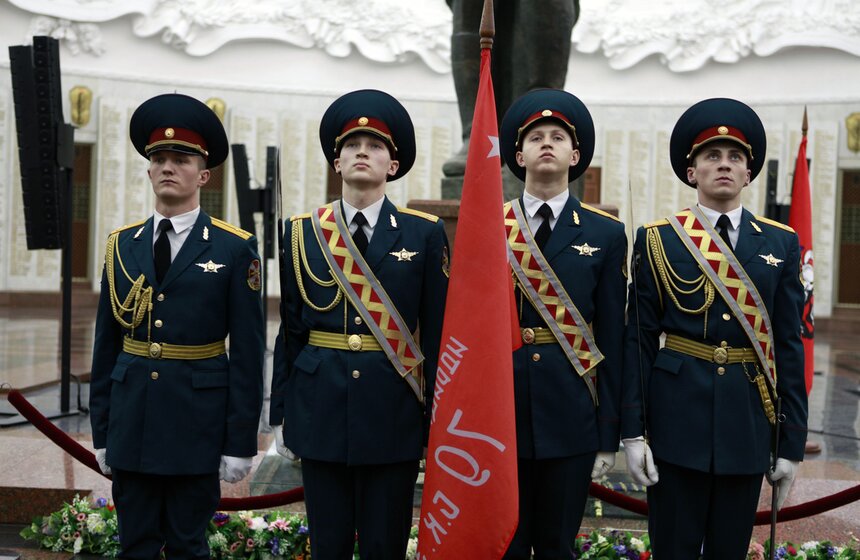 В Центральном музее ВОВ прошел праздничный прием военнослужащих 3 фото