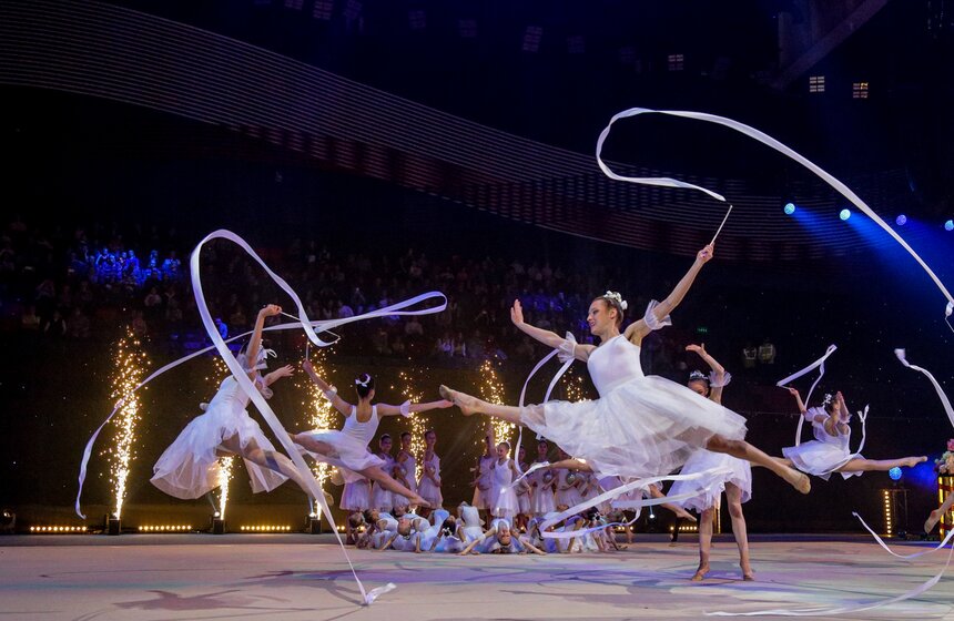 Гала-концерт "Звезды художественной гимнастики и мировой оперной сцены" прошел в Москве 16 фото