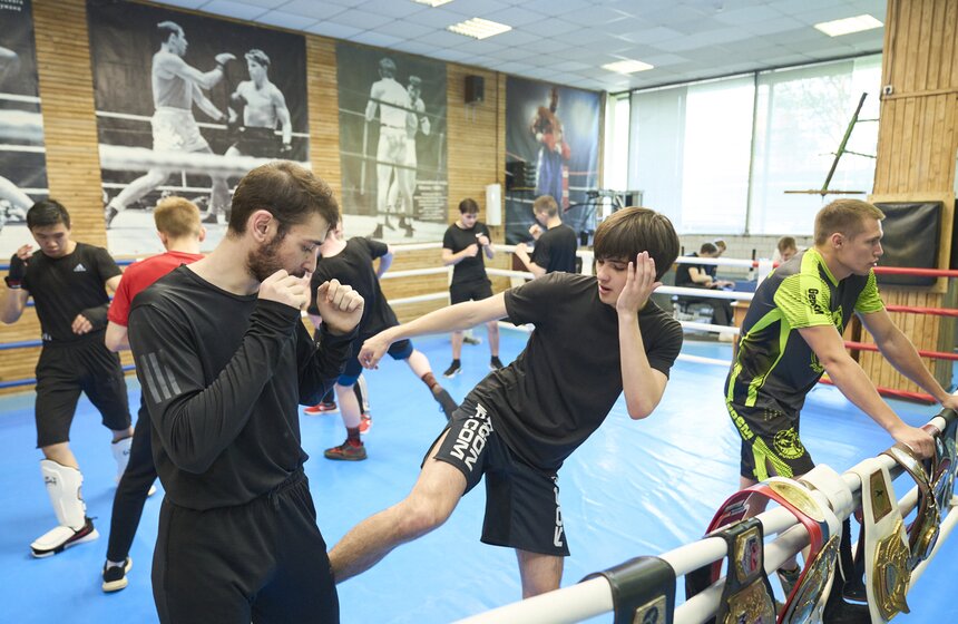 Федерация кикбоксинга России провела открытую тренировку в МГТУ им. Баумана 13 фото
