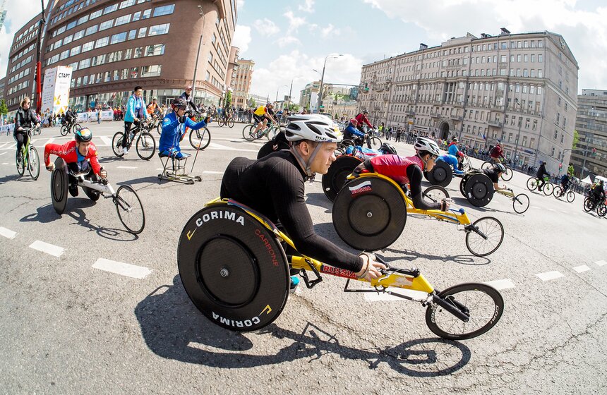 Около 50 тыс человек приняли участие в Московском весеннем велофестивале 11 фото