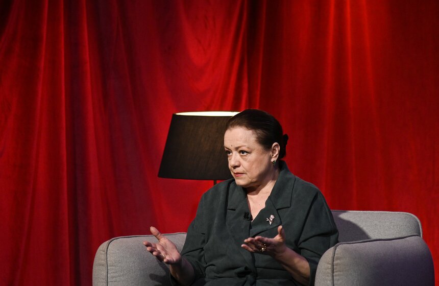 Елена Цыплакова дала интервью в рамках программы "Золотая рыбка" 11 фото