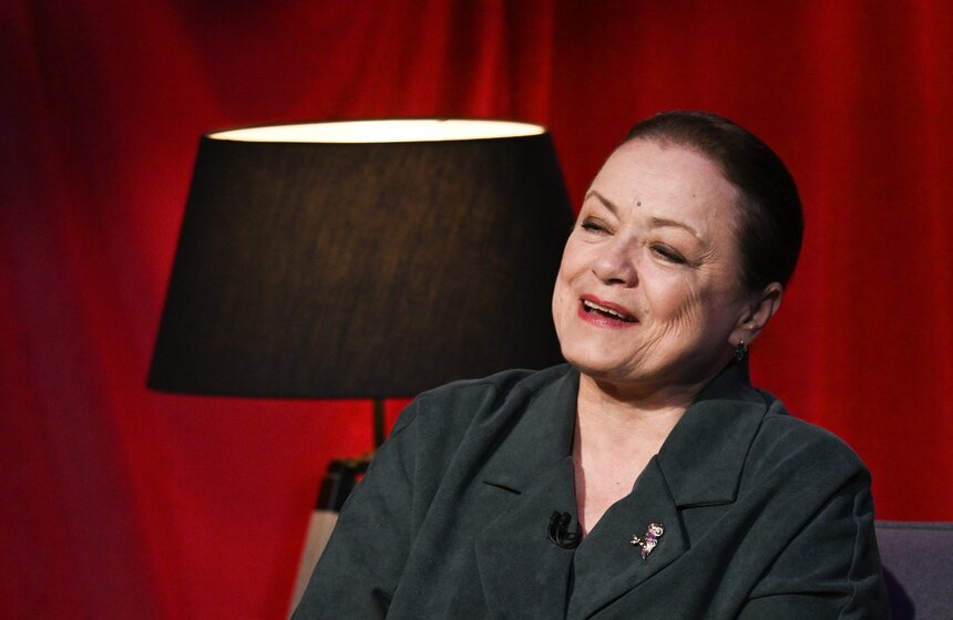 Елена Цыплакова дала интервью в рамках программы "Золотая рыбка" 5 фото