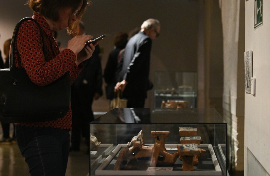 Выставка "Отдаждь мне первенство" открылась в Музее Москвы 21 фото