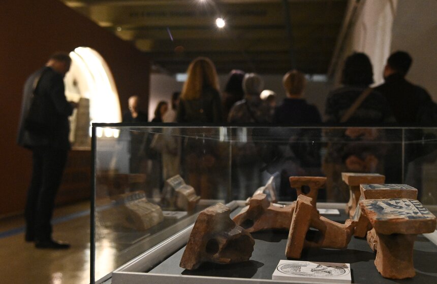 Выставка "Отдаждь мне первенство" открылась в Музее Москвы 14 фото