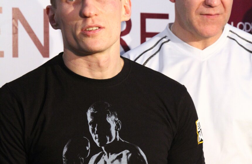 В Москве прошла открытая тренировка боксера Эдуарда Трояновского 14 фото