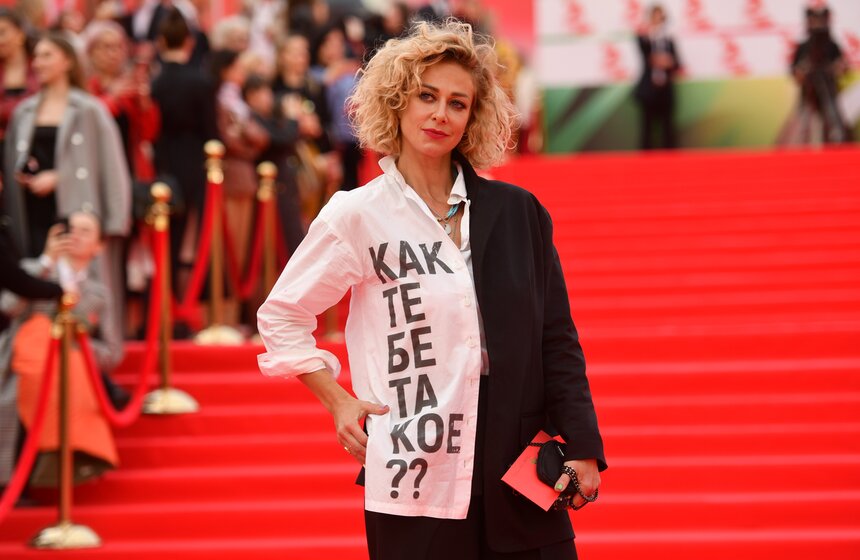 актриса Ольга Ефремова