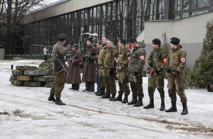 Во Дворце пионеров прошел военный праздник "Отчизны верные сыны" 6 фото