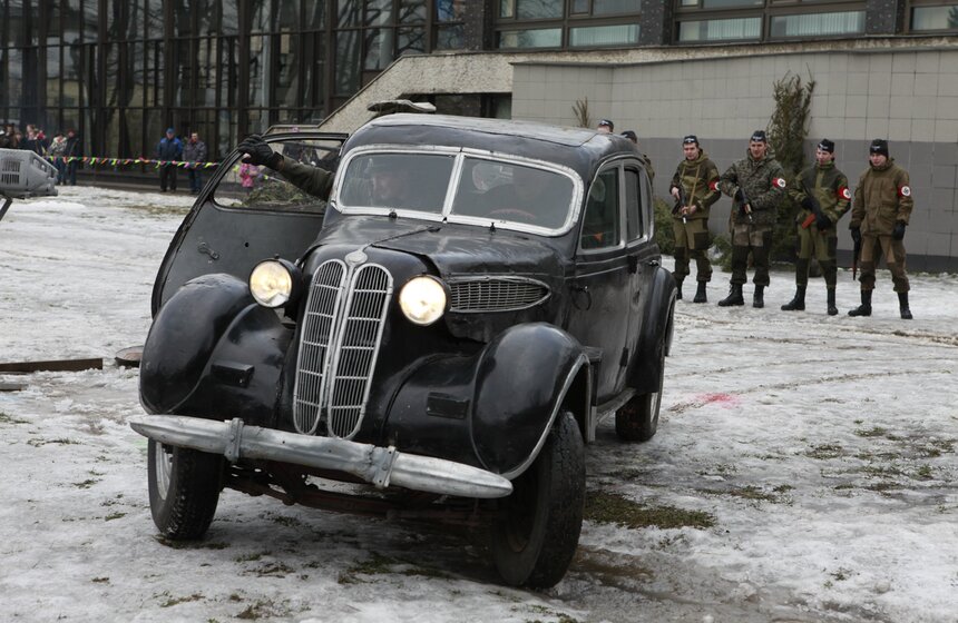 Во Дворце пионеров прошел военный праздник "Отчизны верные сыны" 5 фото