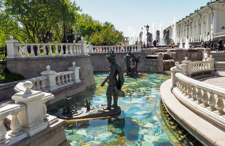 Сезон фонтанов начался в Москве 10 фото