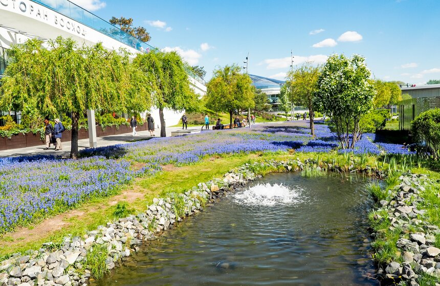 Сезон фонтанов начался в Москве 18 фото