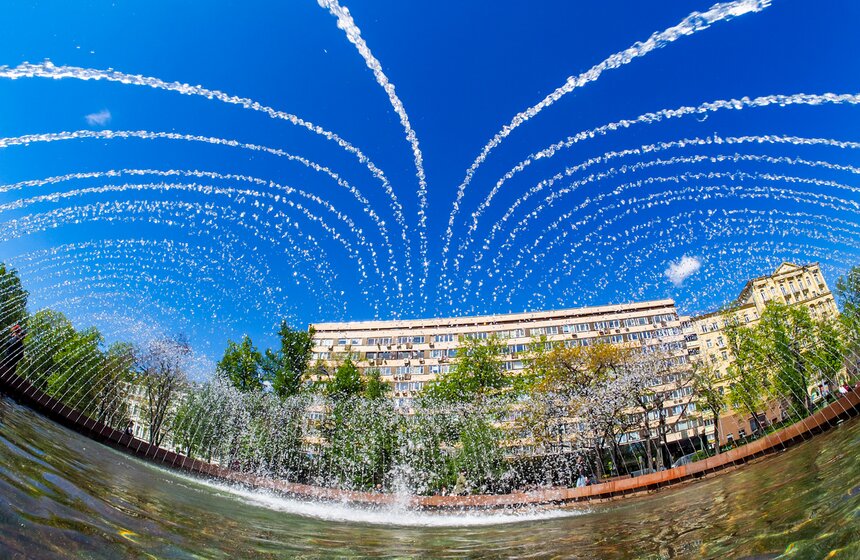 Сезон фонтанов начался в Москве 5 фото