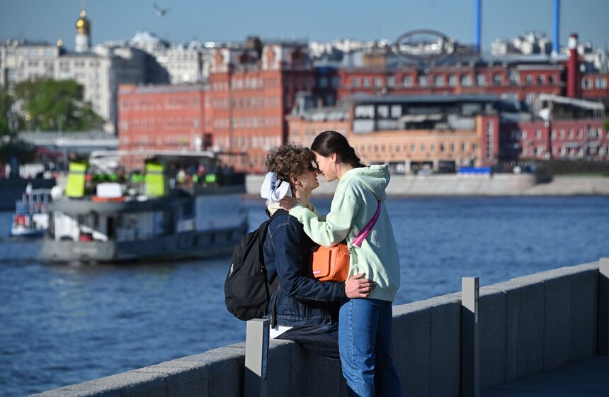 Минувший апрель стал одним из самых теплых за всю историю наблюдений в столице 14 фото